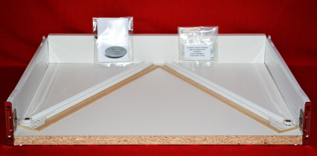 Standard Metal Sided Kitchen Drawer – 300mm D x 90mm H x 500mm W